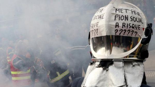 "Pas de colère" de la part du pompier bourguignon blessé à l'oeil lors de la manifestation à Paris
