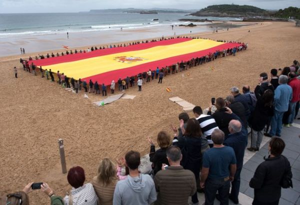 Législatives en Espagne : l'extrême droite s'apprête à doubler ses sièges
