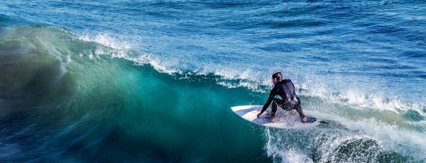 Cette compagnie aérienne baisse ses prix selon la taille des vagues hawaïennes