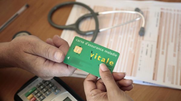Alcool, antibiotiques, accès aux soins... L'OCDE distribue bons et mauvais points à la France