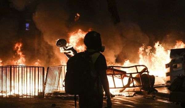 Hong Kong – La « violence marginale » ne parvient pas à obtenir plus de soutien des protestataires