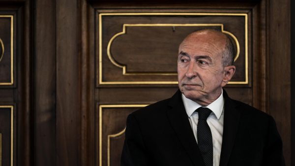 Municipales à Lyon : le maire sortant Gérard Collomb, favori du premier tour, distance ses concurrents dans les sondages grâce à sa forte notoriété