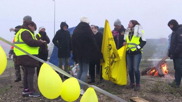France : qu'ont obtenu les gilets jaunes en un an ?