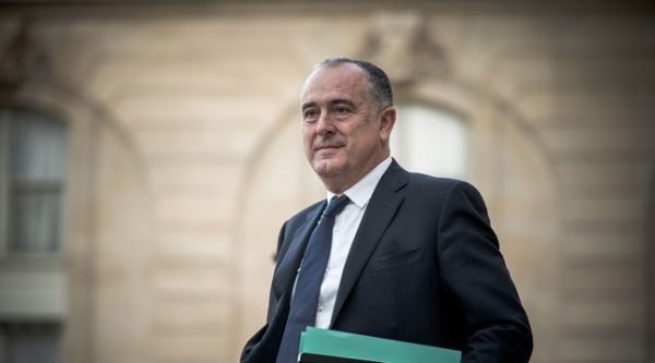 Pesticides : Décision annoncée début décembre sur la distance d'épandage