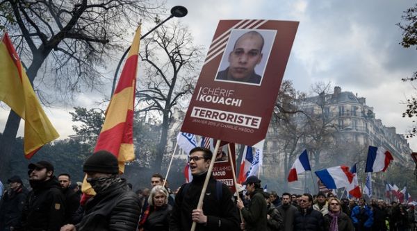 Paris: Faible participation à la manifestation des identitaires