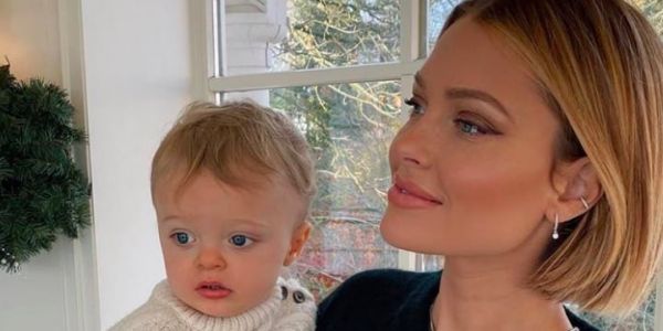 Caroline Receveur: la magie de Noël s’est déjà installée chez elle ! (PHOTOS)