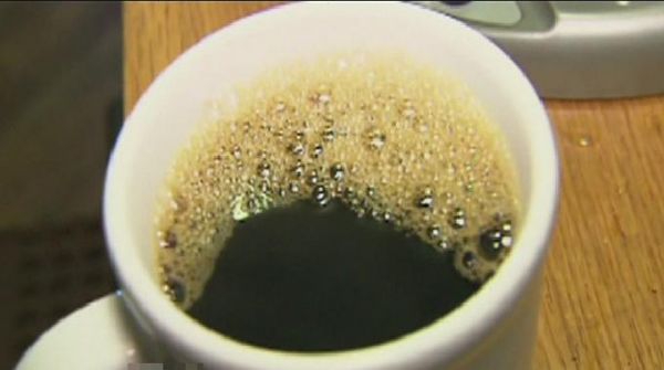 Tache de Café : 12 Astuces Qui Marchent Pour La Faire Disparaître.
