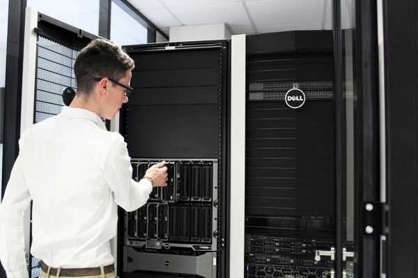Témoignage : le métier d'Administrateur Systèmes et Réseaux chez Aviti