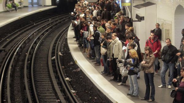 Grève du 5 décembre : à quoi s'attendre et comment se déplacer ce jeudi en France ?