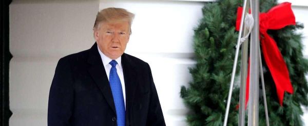 Destitution: Trump s'envole pour l'Europe avant de nouvelles auditions