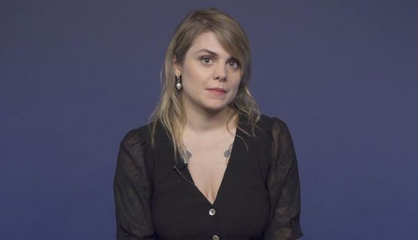 Coeur de pirate : "j'assume complètement tous les trucs bizarres que je fais”