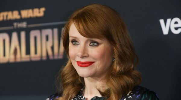 VIDEO. Bryce Dallas Howard révèle comment elle a réussi à garder l'existence du Baby Yoda secrète pendant un an