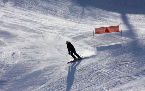 Gourette : une skieuse blessée évacuée par Dragon 64
