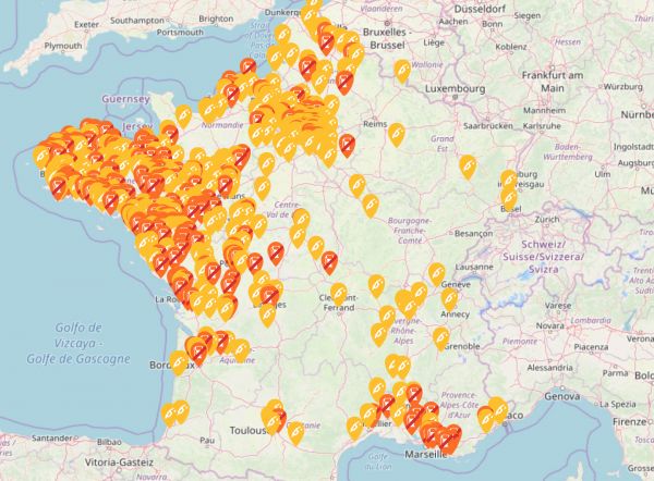 Pénurie d'essence : quelles sont les stations-services qui distribuent encore du carburant ?