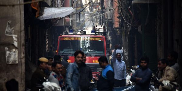 En Inde, l'incendie d'une usine à New Delhi fait de nombreux morts