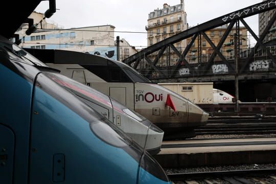 Grève SNCF RATP : trafic très perturbé ce lundi, une grève jusqu'à fin décembre ?