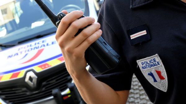 Nîmes : un homme recherché pour avoir tenté d'écraser son ex-compagne et sa sœur