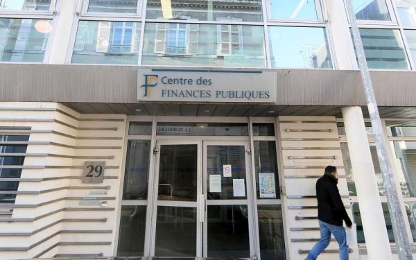 Pau : 241 000 euros détournés par une agent des impôts
