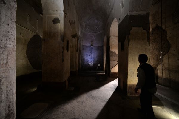 Rome aux petits soins pour une basilique souterraine païenne du 1er siècle