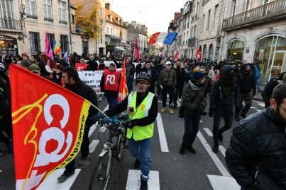 Retraites : les 20 images marquantes de la manifestation à Dijon