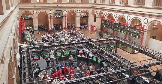 Retraites : la réforme délaisse 61 milliards de recettes