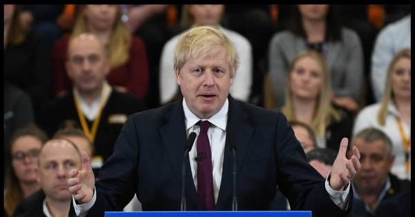 Johnson brandit le risque d'une "paralysie” du Brexit