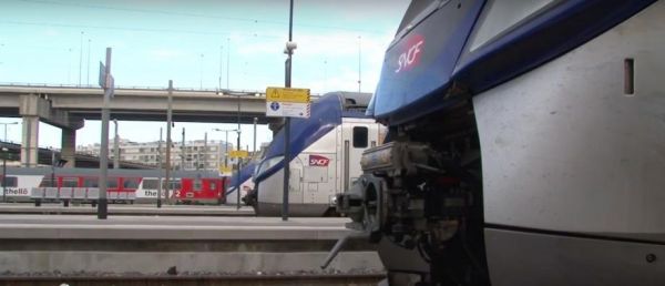 EN DIRECT - Grève Jour 8 - Prévisions SNCF pour demain: 1 TGV sur 4, 1 Transilien sur 4, 1 Intercités sur 4 et 4 TER sur 10 - La RATP annonce que 8 lignes de métro seront fermées - Plus de [...]