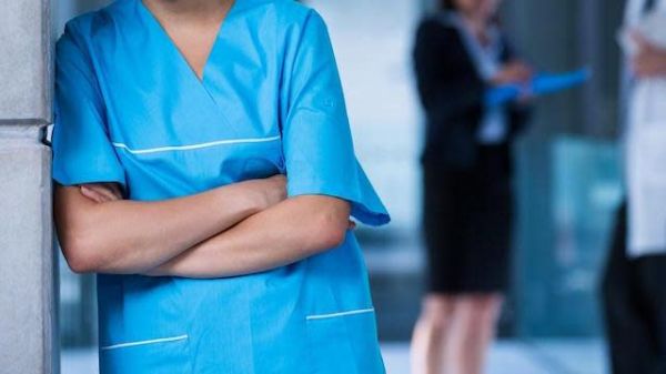 Aide-soignant : un métier moins attractif qu'auparavant ?