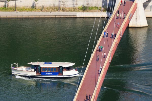 Lyon : des bateaux TCL entre Vaise, Confluence et Cité internationale ?