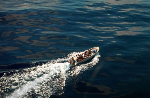 Mayotte : un policier mis en examen pour complicité supposée avec des passeurs