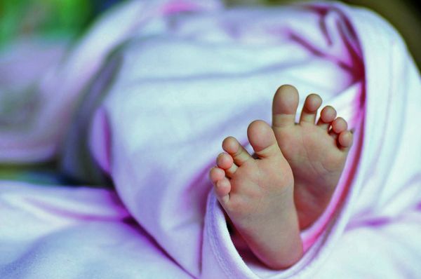 Le premier bébé de l'année 2020 est une fille