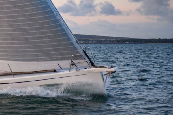 Arcona 345, un course-croisière aux accents suédois de 10 m