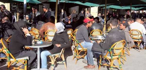Cafés : Le temps d’occupation des tables désormais limité à une heure !