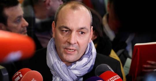 Retraites : des dizaines d'individus violents envahissent le siège de la CFDT
