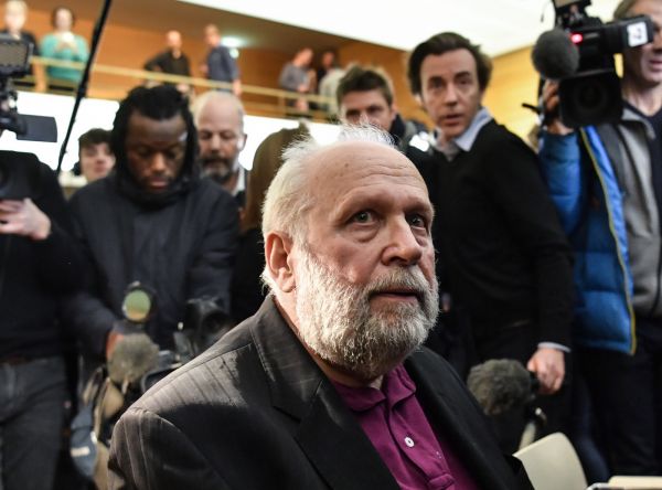 Pédophilie dans l'Eglise: au moins huit ans de prison requis contre l'ex-père Preynat