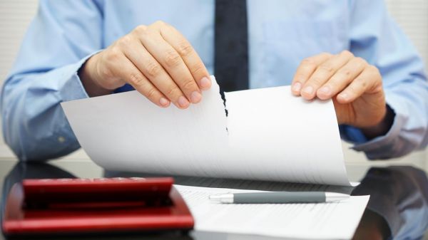 Projet de fichier des locataires mauvais payeurs : "Il est scandaleux de rejeter systématiquement la faute sur eux"