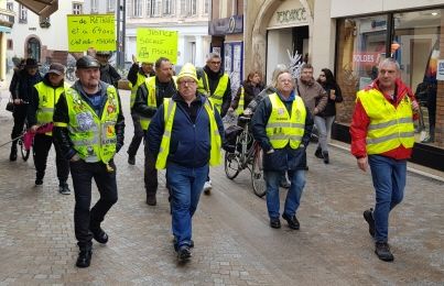 Une marche aux flambeaux contre les retraites ce mercredi