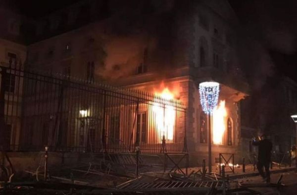 Incendie de la préfecture du Puy-en-Velay : le procès finalement reporté