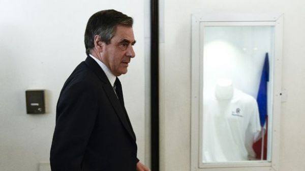 Des hackers turcs piratent le compte Twitter de François Fillon