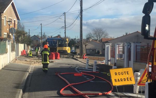 Gond-Pontouvre: un coup de pelleteuse et une fuite de gaz