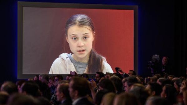 Un bug de Facebook a-t-il révélé que le père de Greta Thunberg écrivait à la place de sa fille ?