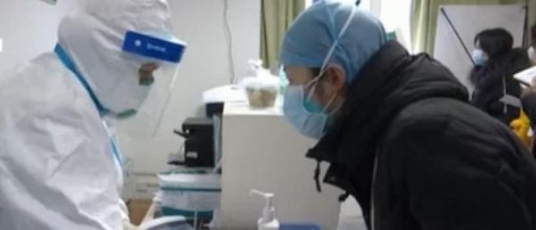 EN DIRECt - Virus : Un troisième cas de coronavirus confirmé en France, annonce cette nuit le ministère de la Santé - Les personnes sont hospitalisées à Bordeaux et Paris - Regardez [...]