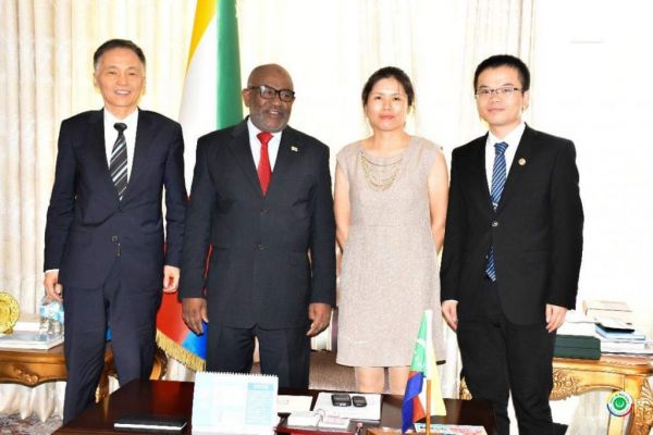 Coronavirus : le président Azali a reçu l’ambassadeur de Chine