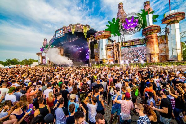 [Hongrie] 20 artistes rejoignent le line up du Balaton Sound festival au bord d’un lac