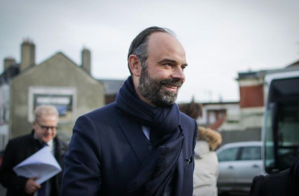 Municipales : la permanence d'Édouard Philippe taguée au Havre