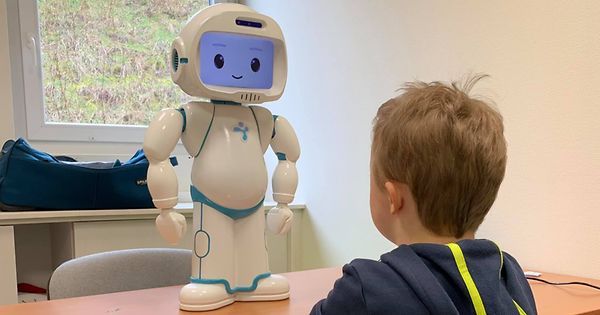 Les robots sortent les autistes de leur bulle