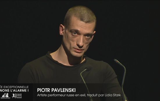 Pavlenski : les journalistes français racontent