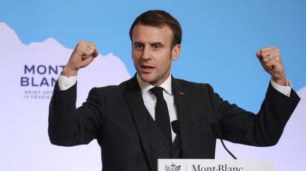 Le maire de Saint-Gervais a reçu plus de 800 messages d'insultes et de menaces de morts après avoir reçu Emmanuel Macron