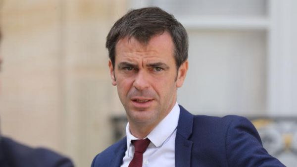 Le député Olivier Véran remplace Agnès Buzyn comme ministre des Solidarités et de la Santé, annonce l'Elysée