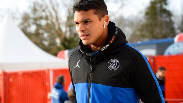 PSG - Malaise : Cavani, Thiago Silva... Pierre Ménès s'inquiète avant Dortmund !